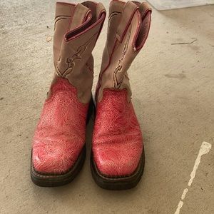 💐HOT PINK TOOLED JUSTIN BOOTS